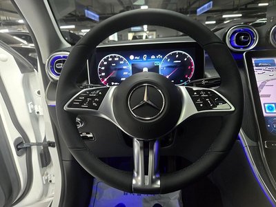 MERCEDES-BENZ GLC - 7