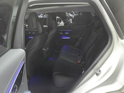 MERCEDES-BENZ GLC - 10