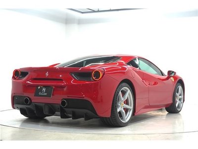 FERRARI 488 - 6