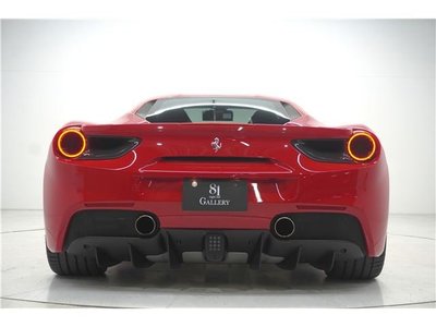 FERRARI 488 - 7
