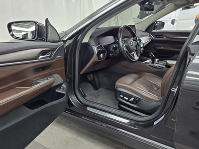 BMW 6 SERIES GT - 10