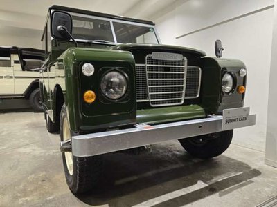LAND ROVER DEFENDER - 1