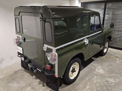 LAND ROVER DEFENDER - 6
