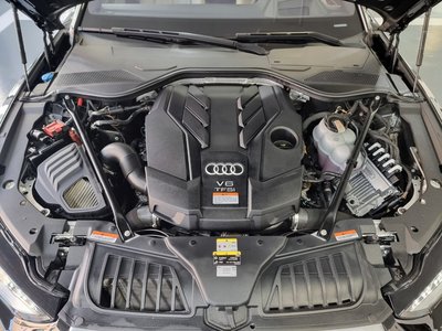 AUDI A8 - 7