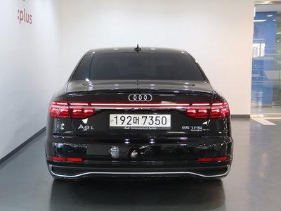 AUDI A8 - 3
