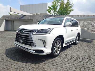 صورة 2 لـ 2017 Lexus LX