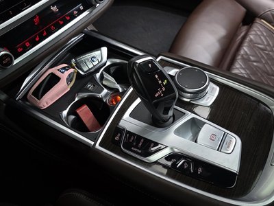 BMW 7 SERIES - 9
