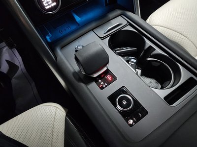 LAND ROVER DISCOVERY - 9