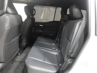 TOYOTA LAND CRUISER 250 - 7