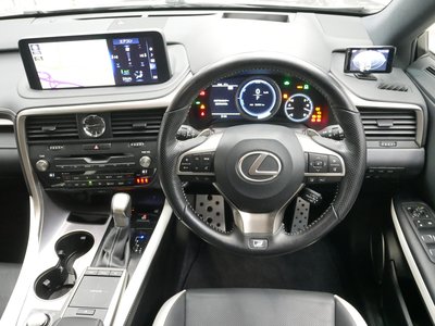LEXUS RX - 7