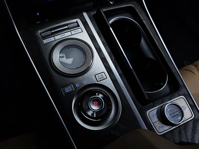 صورة 9 لـ 2022 Genesis GV80