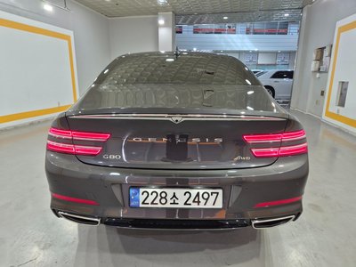 GENESIS G80 (RG3) - 3