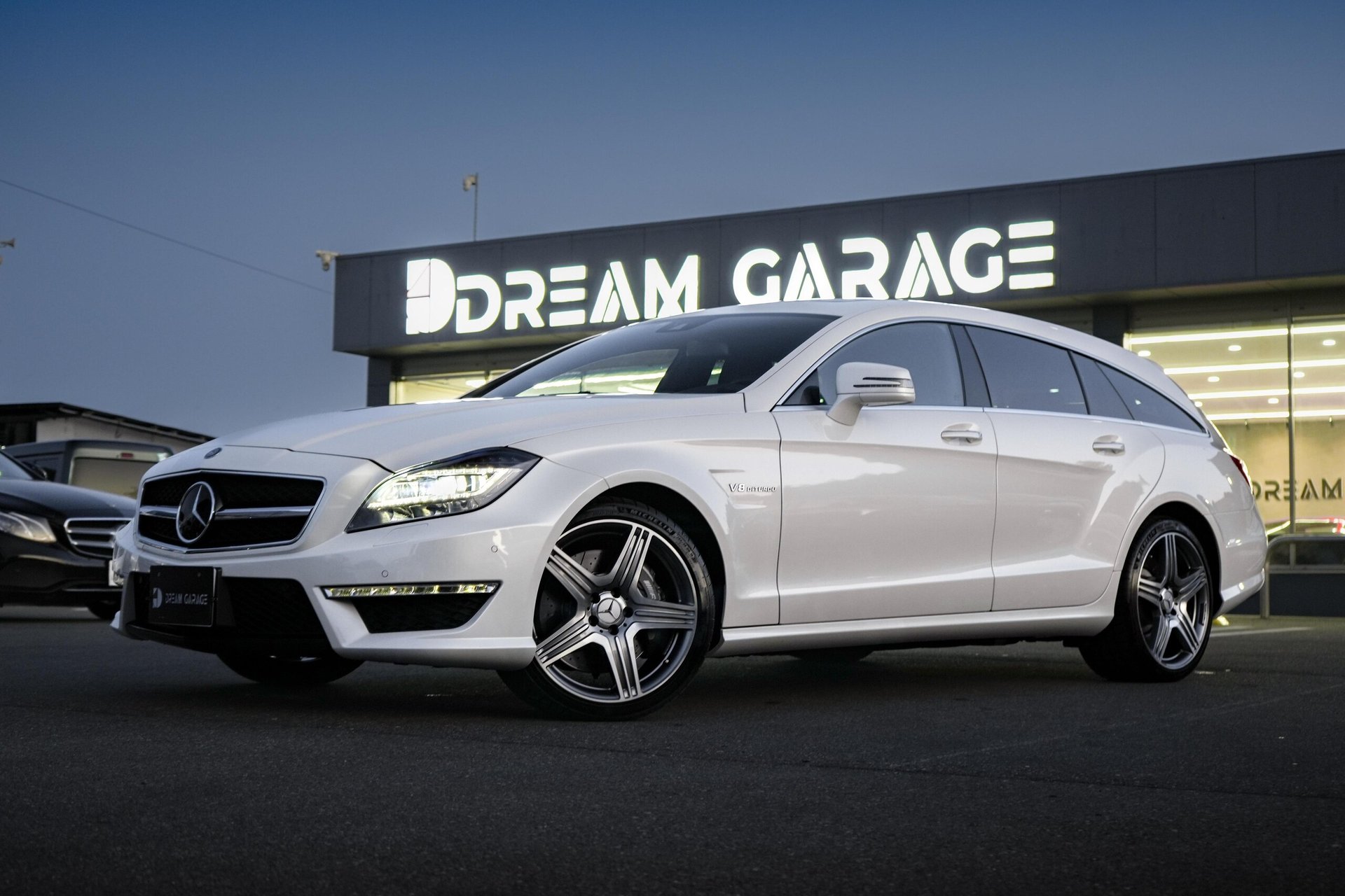 MERCEDES-BENZ CLS SHOOTING BRAKE AMG - View 1