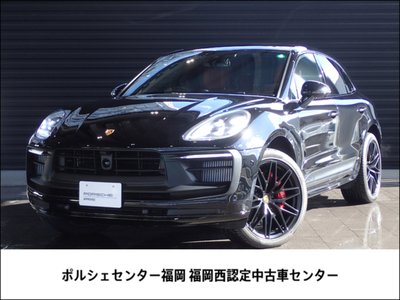 PORSCHE MACAN - 1