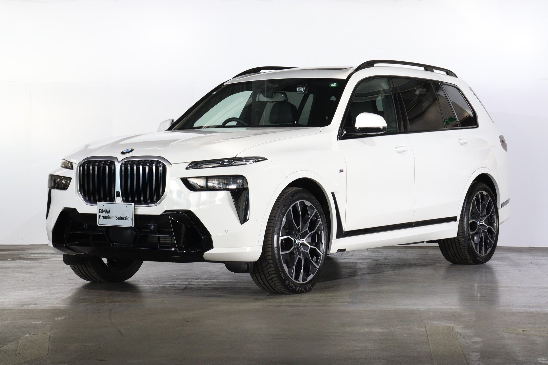 BMW X7 - View 1