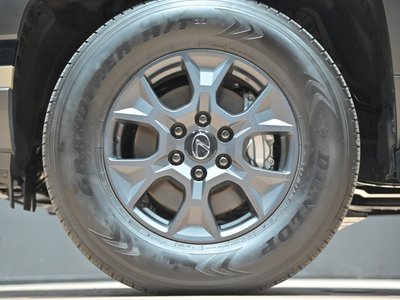 2025 Lexus GX thumbnail 14