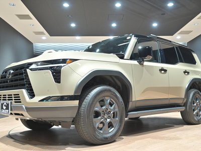 2025 Lexus GX thumbnail 64