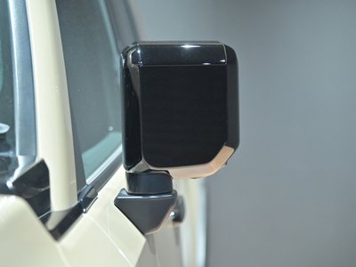 2025 Lexus GX thumbnail 32