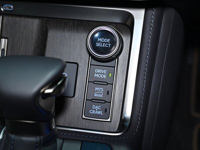 2025 Lexus GX thumbnail 51