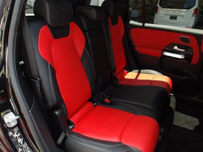 صورة مصغرة 42 لـ 2025 Mercedes-BENZ GLB