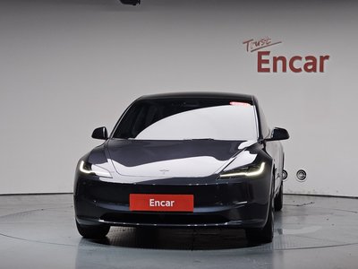 صورة 2 لـ 2026 Tesla MODEL 3