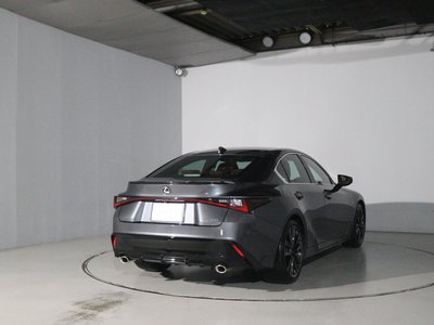 LEXUS IS - 5