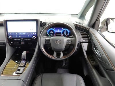 2025 Toyota ALPHARD — миниатюра 18