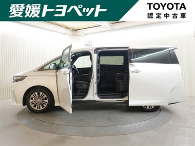 TOYOTA ALPHARD - 4