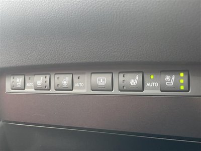 صورة 7 لـ 2024 Lexus ES