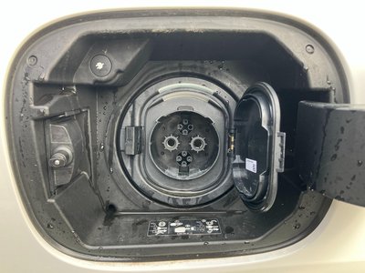 MERCEDES-BENZ EQA - 7