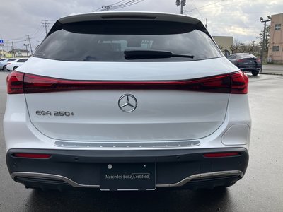 MERCEDES-BENZ EQA - 4