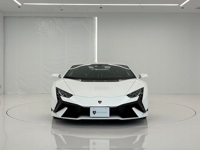 صورة 8 لـ 2023 Lamborghini HURACAN