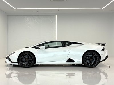 صورة 3 لـ 2023 Lamborghini HURACAN