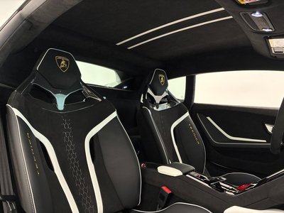 صورة مصغرة 24 لـ 2023 Lamborghini HURACAN