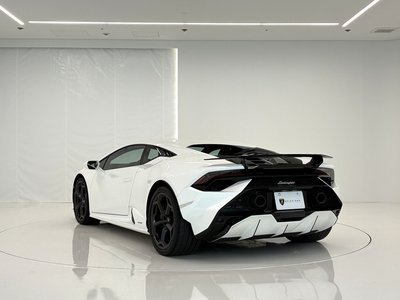 صورة 4 لـ 2023 Lamborghini HURACAN
