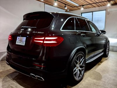 MERCEDES-BENZ GLC AMG - 9
