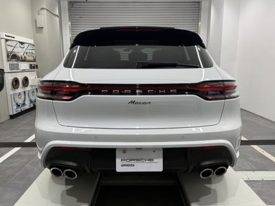 PORSCHE MACAN - 5