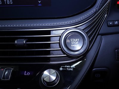2021 Lexus LS — миниатюра 27
