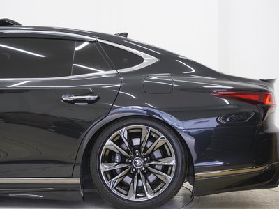 2021 Lexus LS — миниатюра 17
