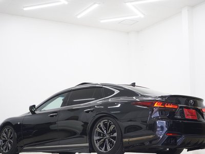 2021 Lexus LS — миниатюра 19