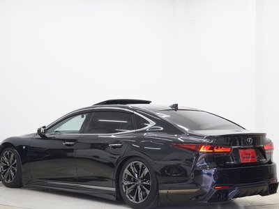 2021 Lexus LS — миниатюра 18