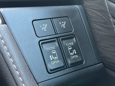 صورة مصغرة 25 لـ 2023 Toyota ALPHARD