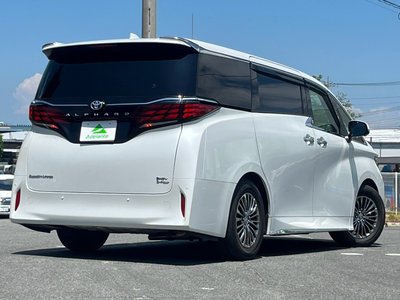 صورة 9 لـ 2023 Toyota ALPHARD