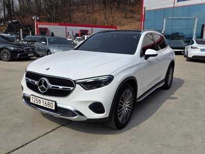 MERCEDES-BENZ GLC - 4