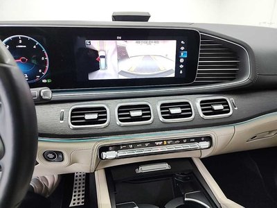 MERCEDES-BENZ GLS - 10