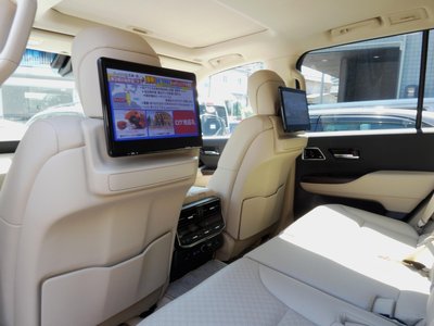 2023 Toyota LAND CRUISER 300 — миниатюра 29