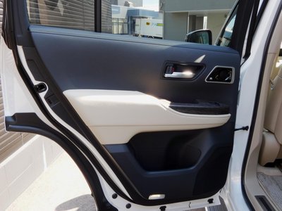 2023 Toyota LAND CRUISER 300 — миниатюра 19