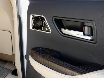 2023 Toyota LAND CRUISER 300 — миниатюра 16