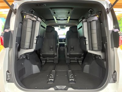 2024 Toyota ALPHARD thumbnail 13