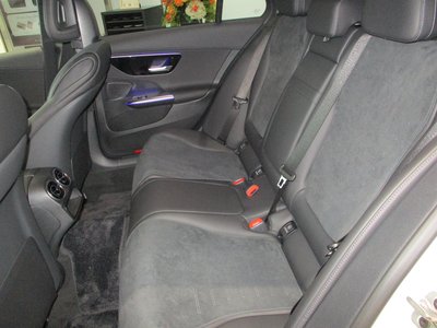 2026 Mercedes-BENZ C-CLASS — миниатюра 28